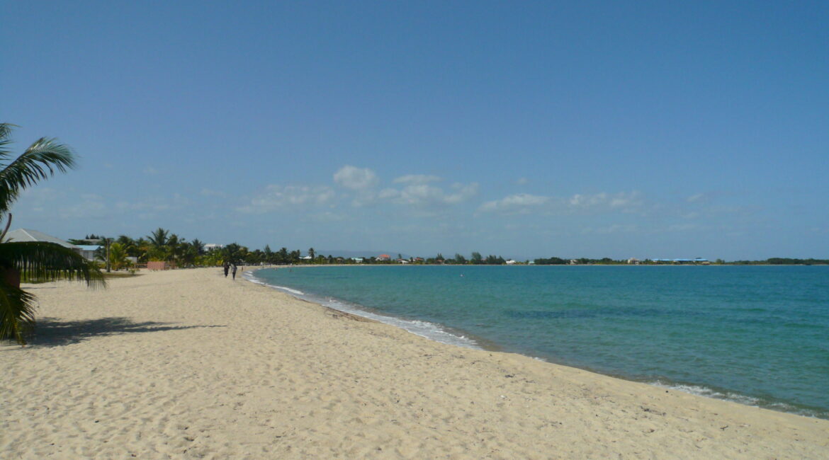 placencia village belize