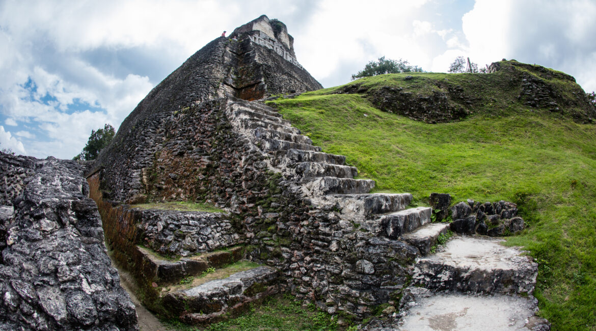 visit a belize maya ruin